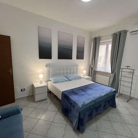 Bed And Breakfast Mare Blu Чивитавекия Екстериор снимка